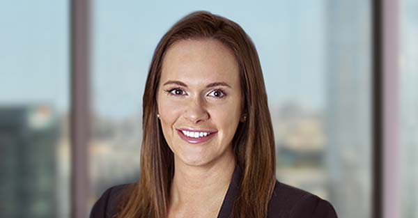 Hillary Poole headshot